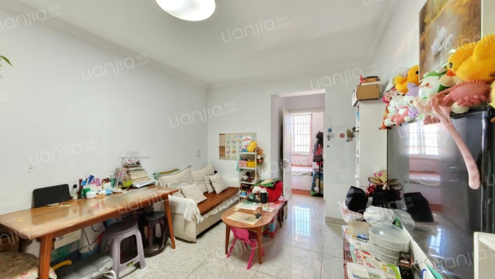 镜水花园二手房实景图