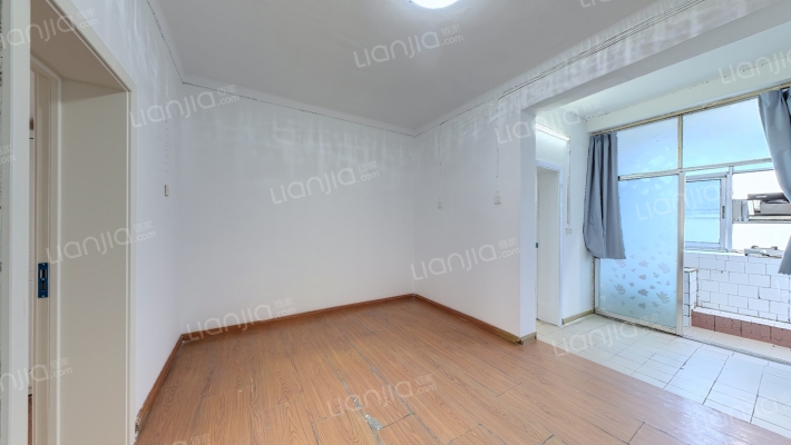 洪山区水务局宿舍二手房实景图