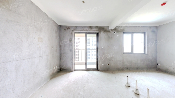 正荣世茂棠悦山南二手房实景图