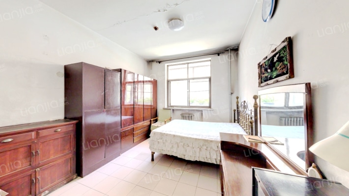 电大街9号楼二手房实景图