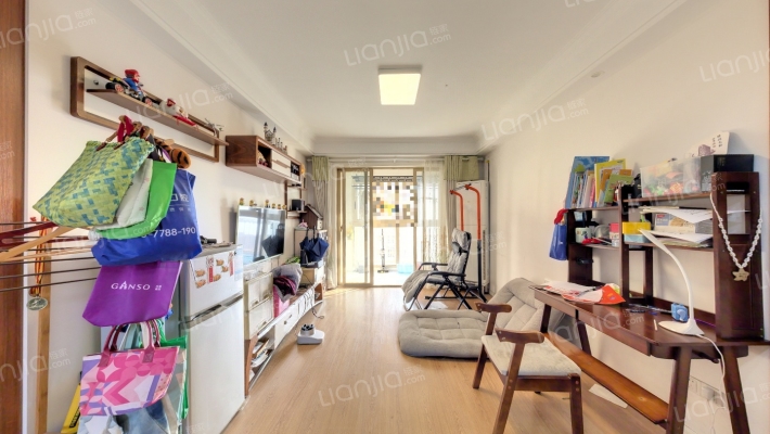 日月光伯爵湾（一期）二手房实景图