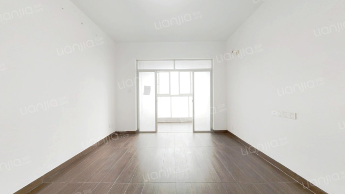 雍逸华庭二手房实景图