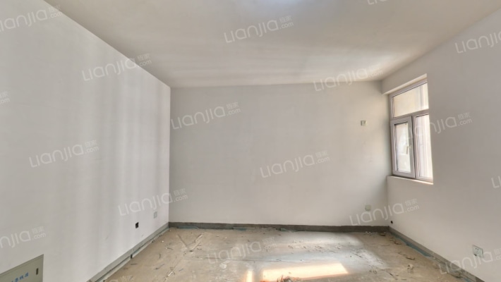 恒润家园二手房实景图