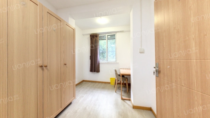 中华新村(长宁)二手房实景图