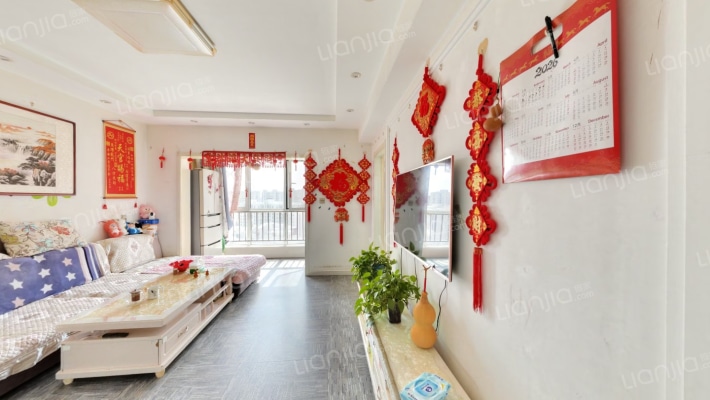 龙族峰景花园四期二手房实景图