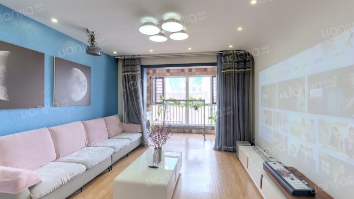 蓝天中央公园二手房实景图