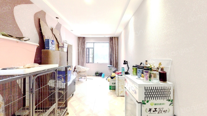 候谷花园二手房实景图