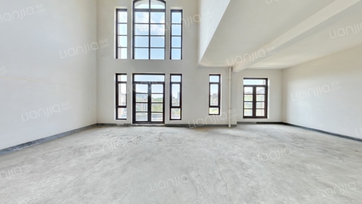 南延线蔚蓝卡地亚二手房实景图