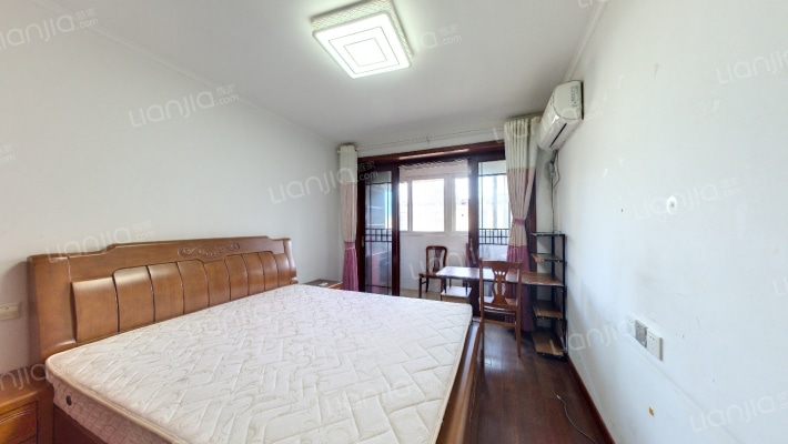 中央路（玄武）二手房实景图