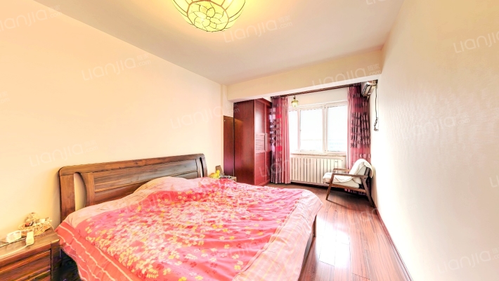 八一花园二手房实景图