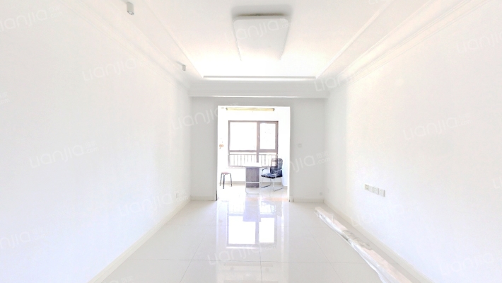 融创外滩公馆一期二手房实景图