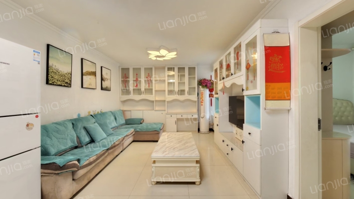 锦艺国际华都濠庭二手房实景图