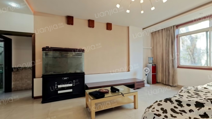 派出所家属楼二手房实景图