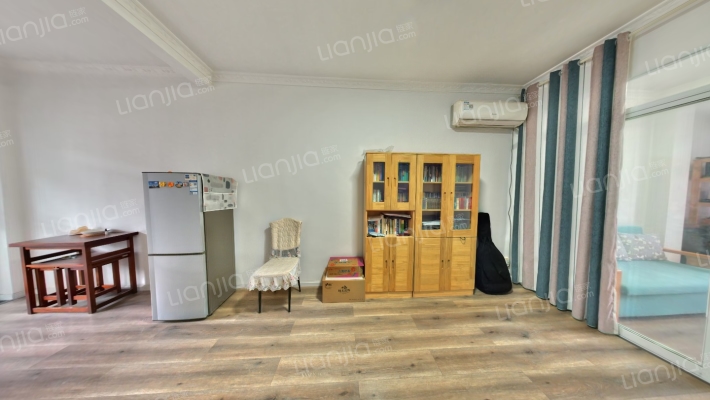 建设南新路7号院二手房实景图