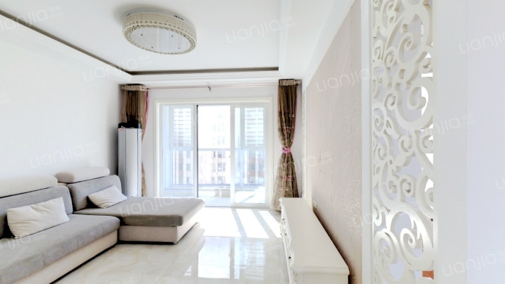 东尚蓝湾二手房实景图