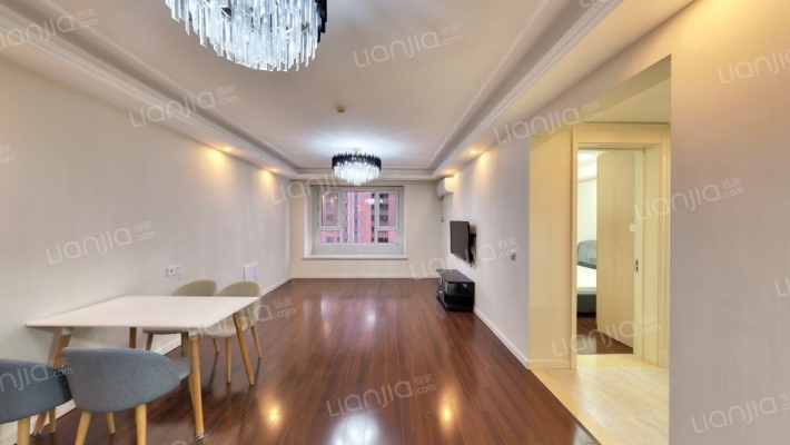 万科翡翠公园二期二手房实景图