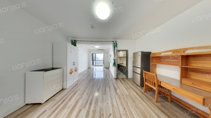 诚基经贸中心二手房实景图