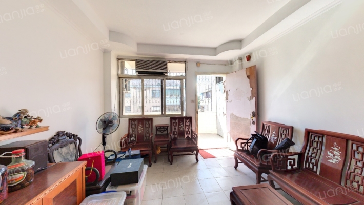 天湖上街二手房实景图