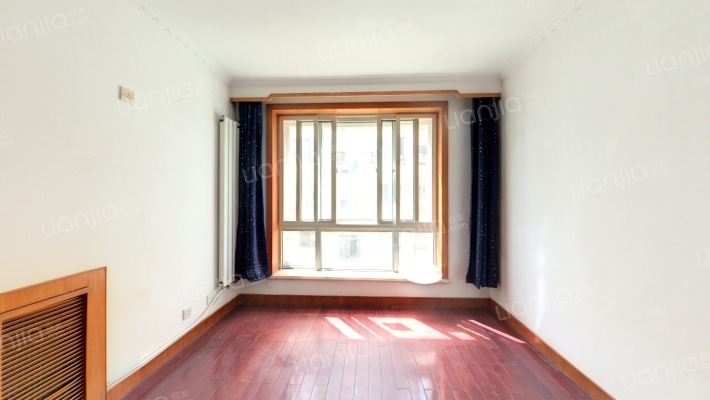 新起花园二手房实景图