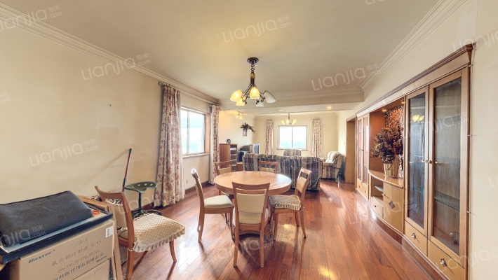 远龙公寓二手房实景图