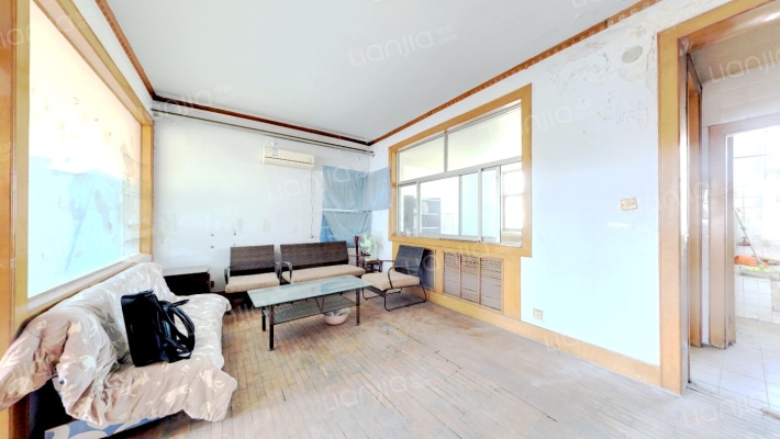 外经委宿舍二手房实景图