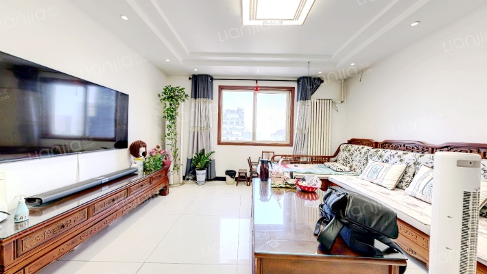 西宝花园二手房实景图