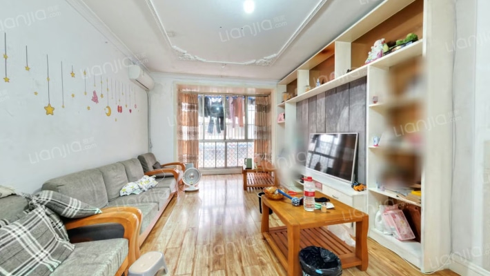 青龙日月苑二手房实景图