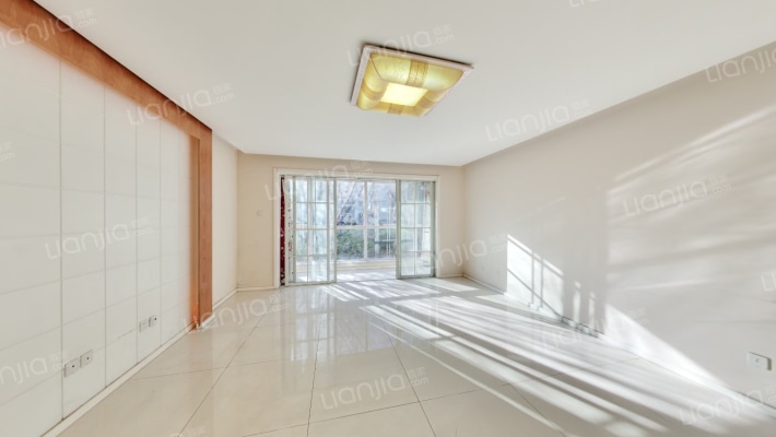 汤泉逸墅二手房实景图