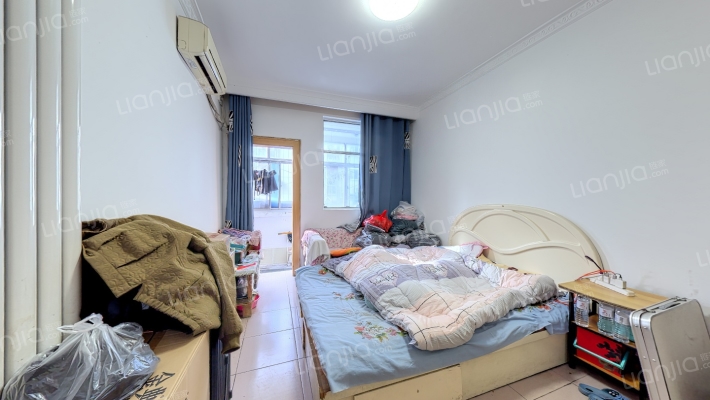 化学药厂家属院1号院二手房实景图