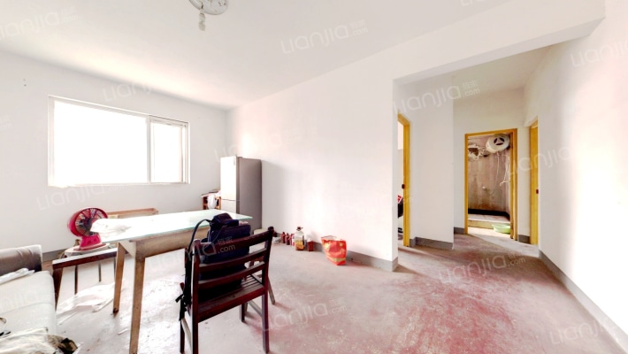 青康居二手房实景图