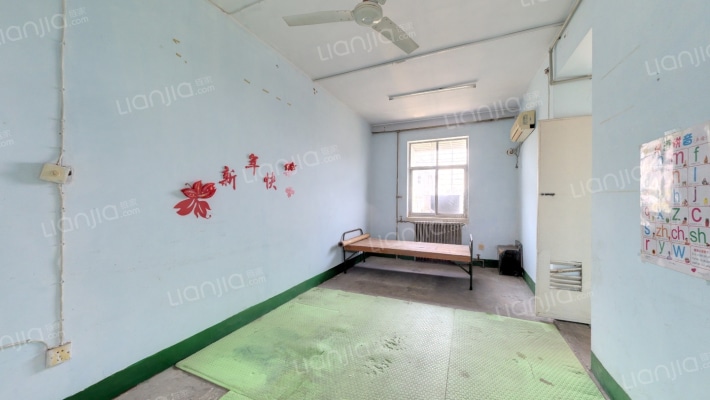 中铁十一局机关大院二手房实景图