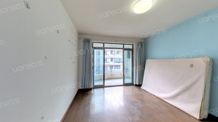 逸亭佳苑二手房实景图