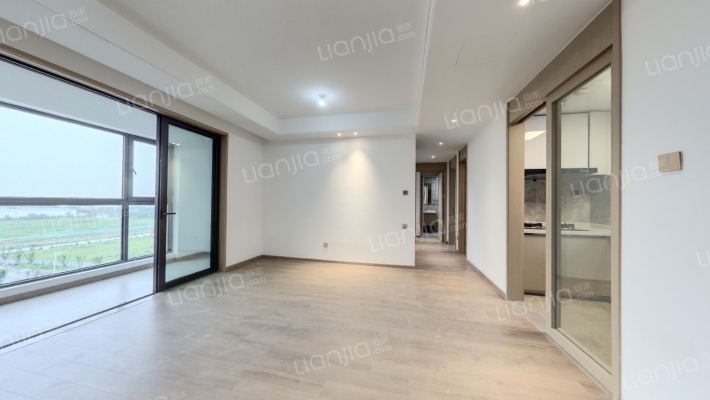 美兰金悦府南区二手房实景图