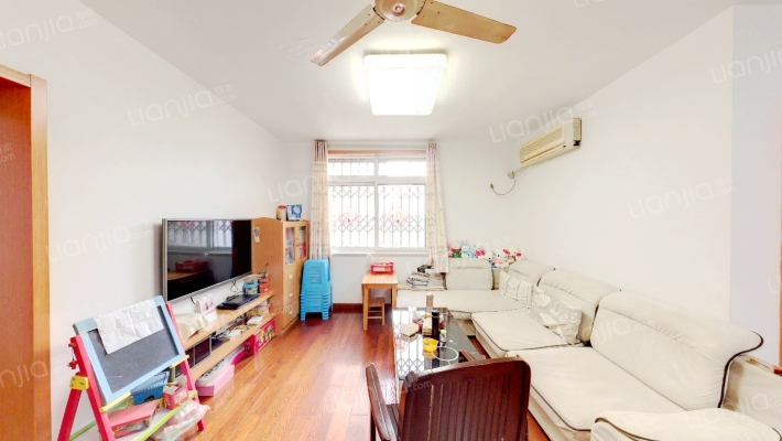 琥珀东村二手房实景图