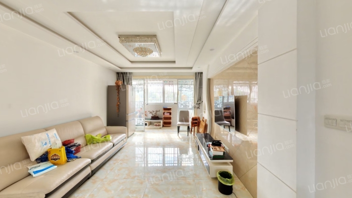 玉盘家园三区二手房实景图