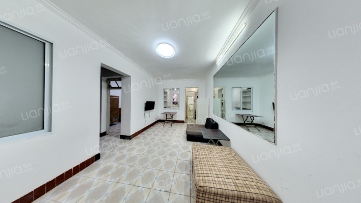 谢家湾正街92号二手房实景图