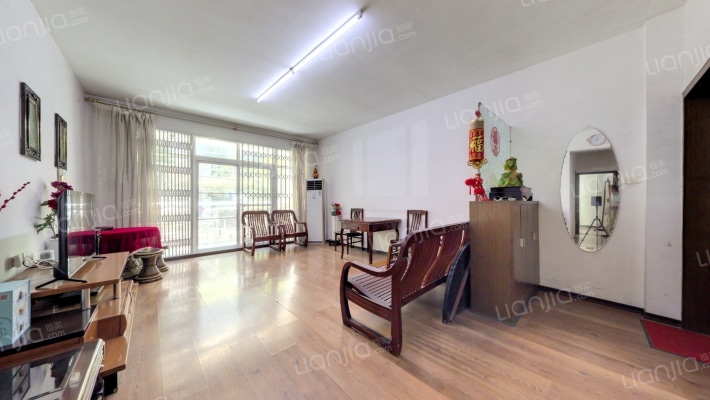 新地东方花都B区二手房实景图