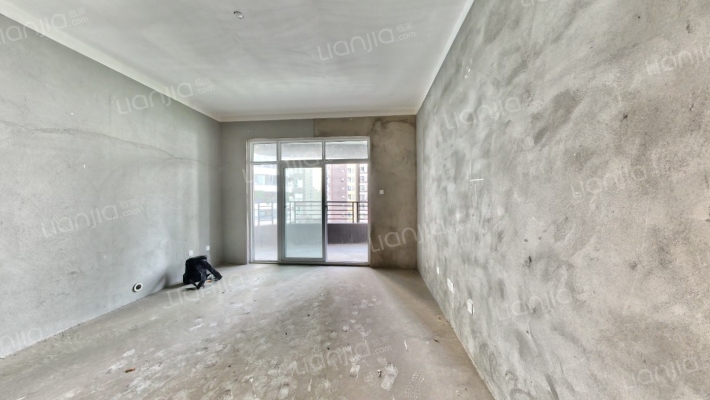 万峰城D区峰景里二手房实景图