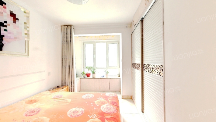 鸿福佳苑二手房实景图