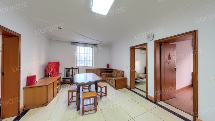 龙凤新村二手房实景图