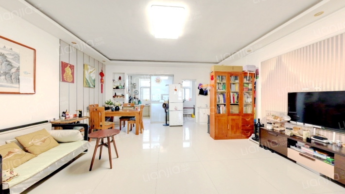 龙居甲苑二手房实景图