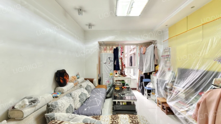 优派青年公寓二手房实景图