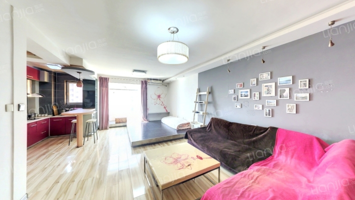 毕加索的树屋二手房实景图