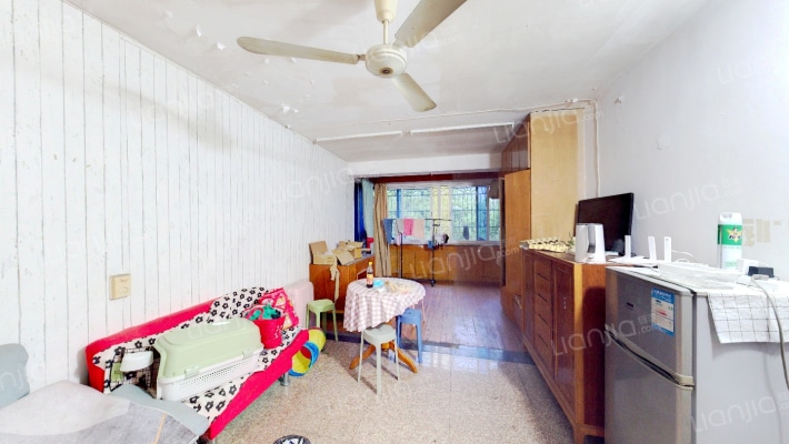 恒中小区二手房实景图