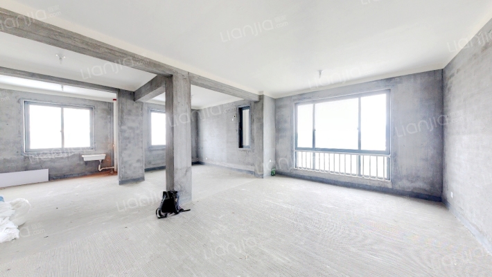 美地馨园二手房实景图