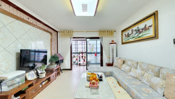 兴邦花城居住小区二手房实景图