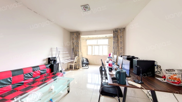 东方润龙二手房实景图