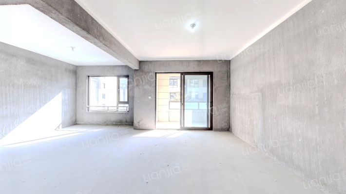 东郡公馆二手房实景图