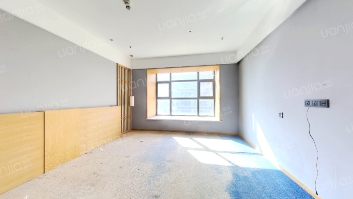 睿达广场二手房实景图