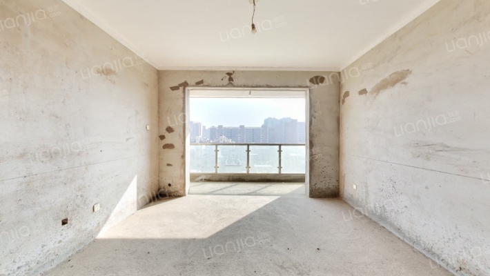 美域美家二手房实景图